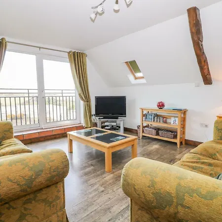 Holiday home Mill House *